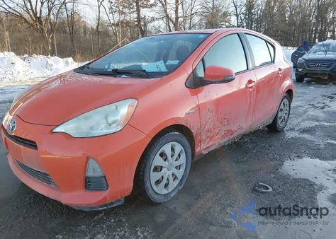 2013 Toyota Prius C Two из США, поврежденный, VIN JTDKDTB33D1035704